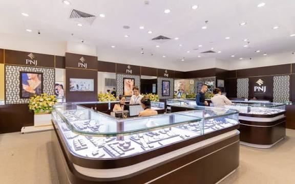 PNJ thuê kiểm định quốc tế để minh bạch mảng kinh doanh kim cương - Người Tiên Phong
