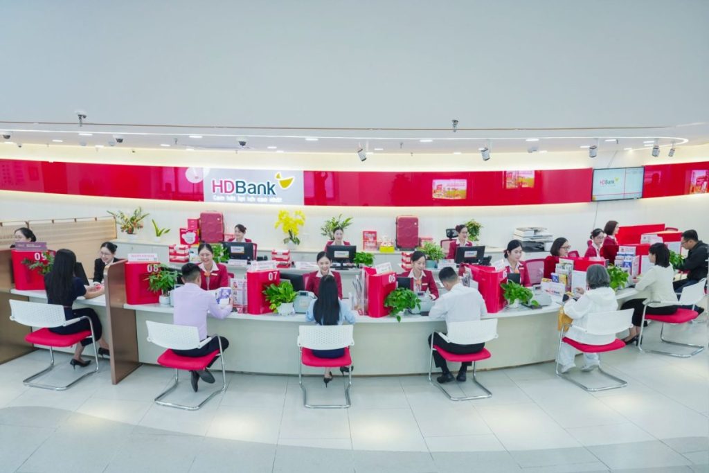 HDBank tiếp tục vào top 50 Forbes Việt Nam năm 2026 - Người Tiên Phong