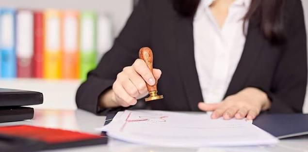 Chính phủ giữ quy định bắt buộc công chứng giao dịch đất đai 13 Chính phủ giữ quy định bắt buộc công chứng giao dịch đất đai - Người Tiên Phong