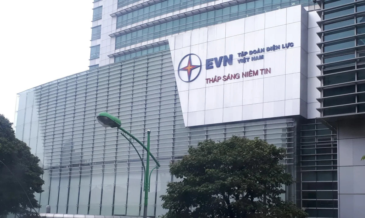EVN lãi hơn 12000 tỷ đồng - Người Tiên Phong