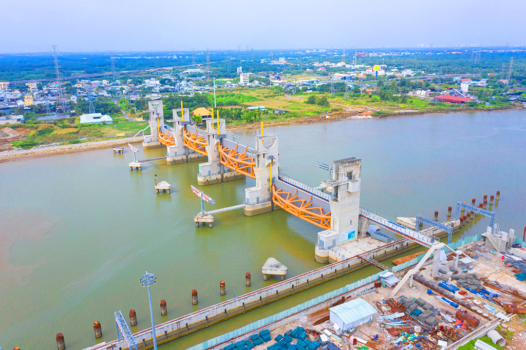 Dự án ngăn triều 10.000 tỷ đồng tại Tp.HCM giúp giảm ngập cho 20 phường xã 9 dự án ngăn triều 10.000 tỷ đồng tại TP.HCM giúp 20 phường xã giảm ngập