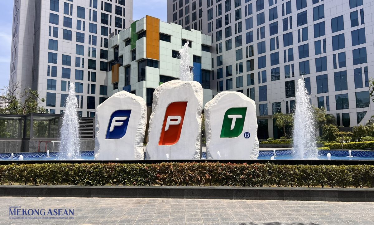 Lịch Sử Hình Thành FPT Telecom 1997 Và Quá Trình Phát Triển: Tiên Phong Hạ Tầng Internet Băng Rộng Việt Nam 13 Tòa nhà FPT, số 10 Phạm Văn Bạch, phường Cầu Giấy, TP Hà Nội - Người Tiên Phong