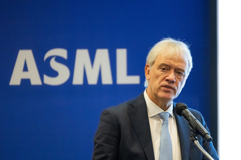 Lịch sử hình thành ASML và quá trình phát triển thành tập đoàn công nghệ quyền lực nhất châu Âu 1984 13 Peter Wennink, CEO ASML -Người Tiên Phong