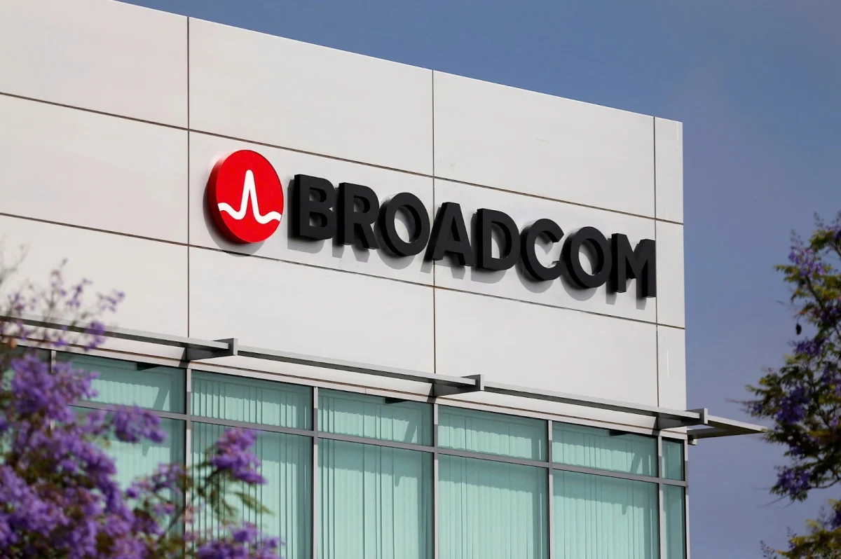 Lịch Sử Hình Thành Broadcom Và Quá Trình Phát Triển 1961-2026 13 Bảng hiệu Broadcom - Người Tiên Phong