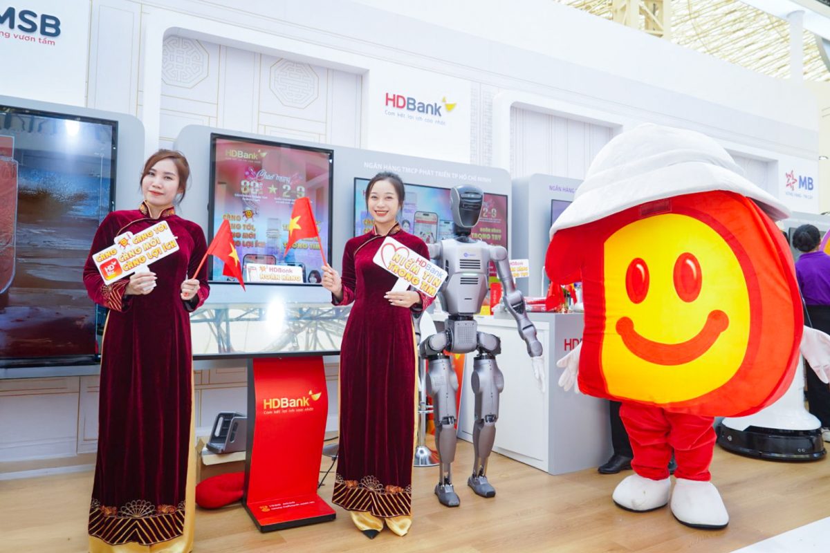 Lịch sử hình thành Ngân Hàng HDBank và Hành Trình Trải qua hơn 3 thập kỷ đổi mới 11 Lịch sử hình thành Ngân Hàng HDBank và Hành Trình Trải qua hơn 3 thập kỷ đổi mới
