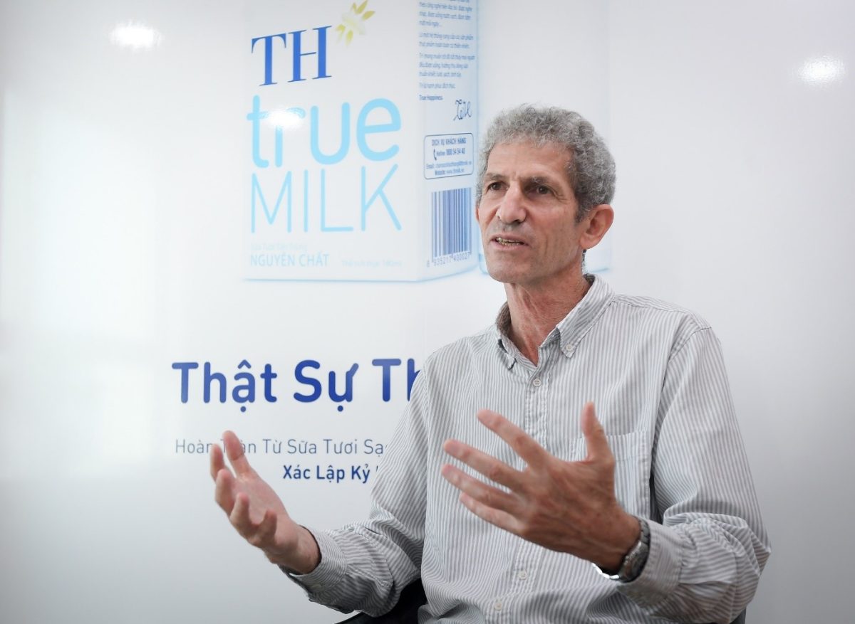 Ông Tal Cohen, Tổng Giám đốc Công ty Cổ phần Thực phẩm Sữa TH- Người Tiên Phong
