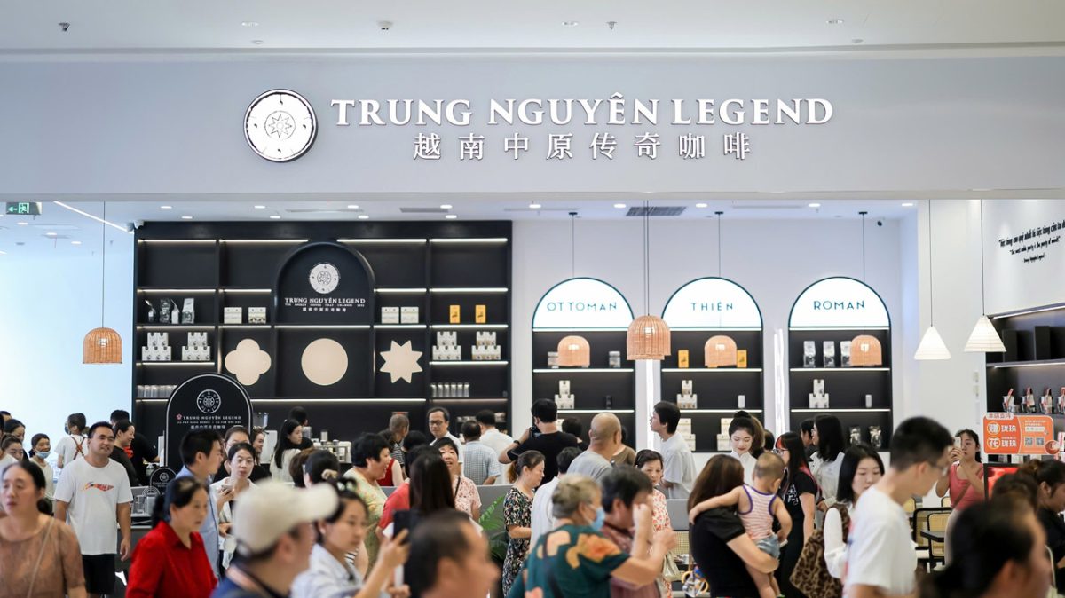 Hàng quán Trung Nguyên Legend tại Trung Quốc - Người Tiên Phong