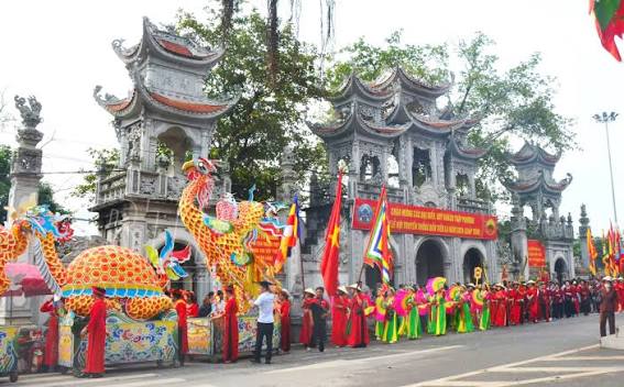 Hưng Yên công nhận Di tích quốc gia Đền Tiên La là điểm du lịch 12 Lễ hội đền Tiên La 2026 - Người Tiên Phong